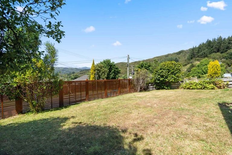 Photo of property in 59 Lees Grove, Wainuiomata, Lower Hutt, 5014