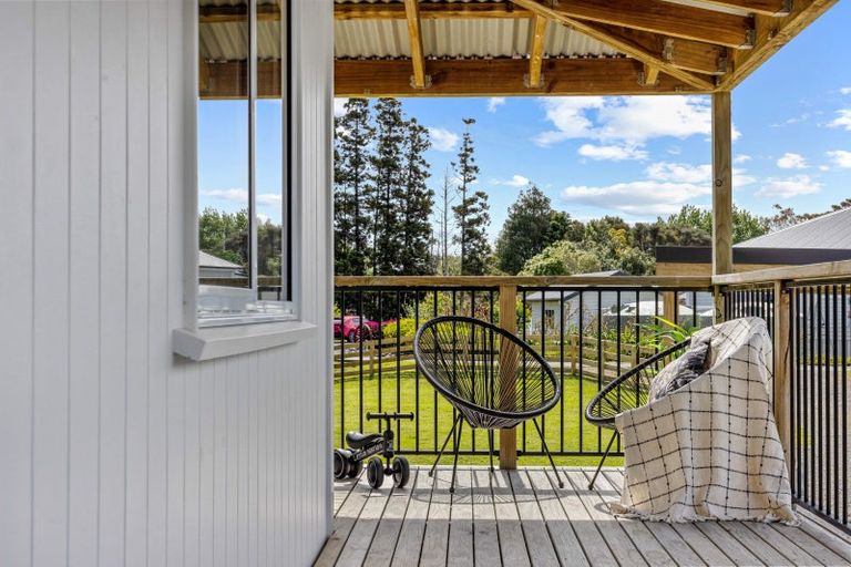 Photo of property in 972 Kahikatea Flat Road, Waitoki, 0871