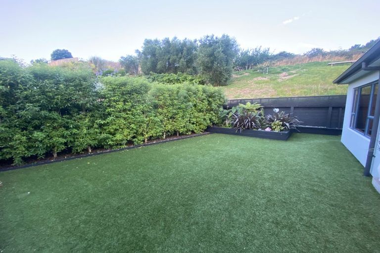 Photo of property in 64 Lorna Irene Drive, Raumati South, Paraparaumu, 5032