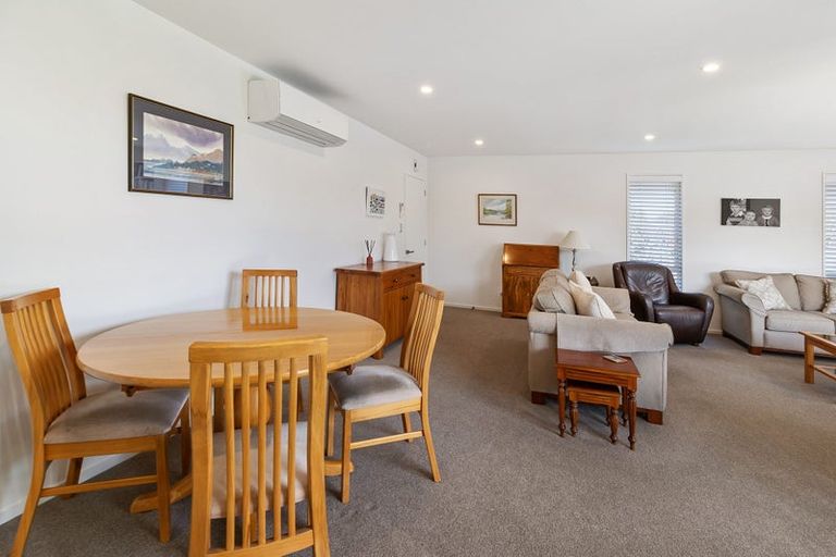 Photo of property in 2/253 Otipua Road, Highfield, Timaru, 7910