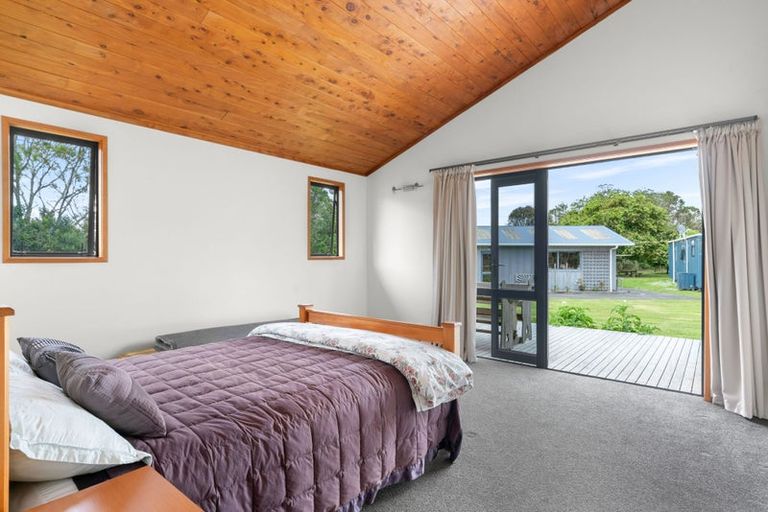 Photo of property in 160 South Road, Waipu, 0582
