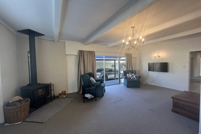 Photo of property in 32 Saint Hill Lane, Havelock North, 4130