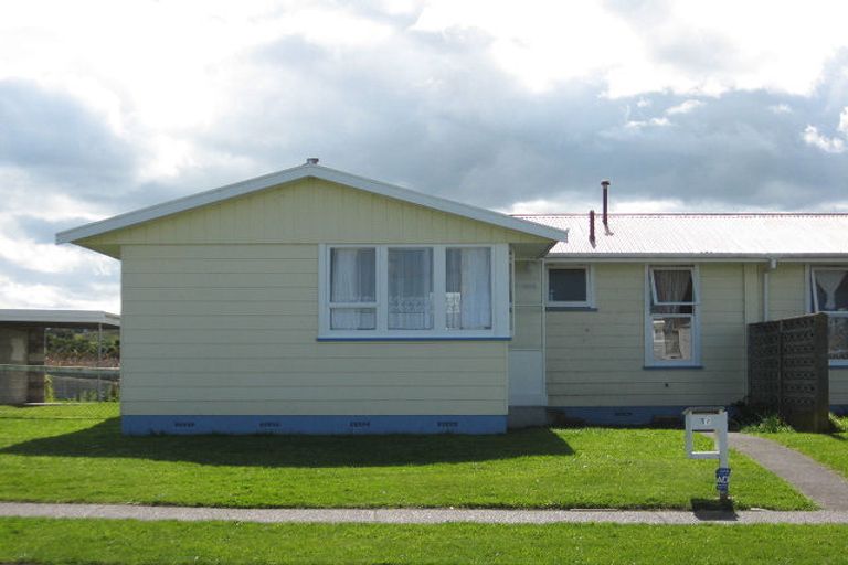 Photo of property in 59 Titoki Street, Castlecliff, Whanganui, 4501