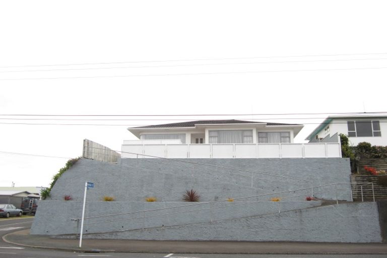 Photo of property in 94 Mangorei Road, Strandon, New Plymouth, 4312