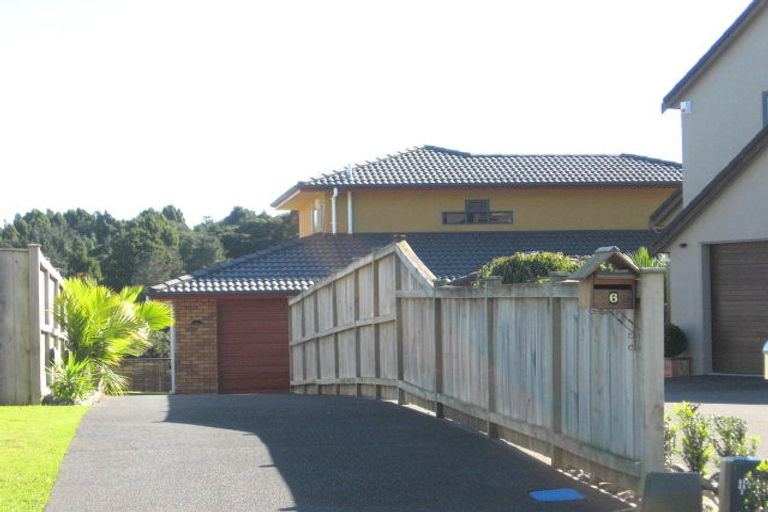 Photo of property in 6 Dawood Place, The Gardens, Auckland, 2105