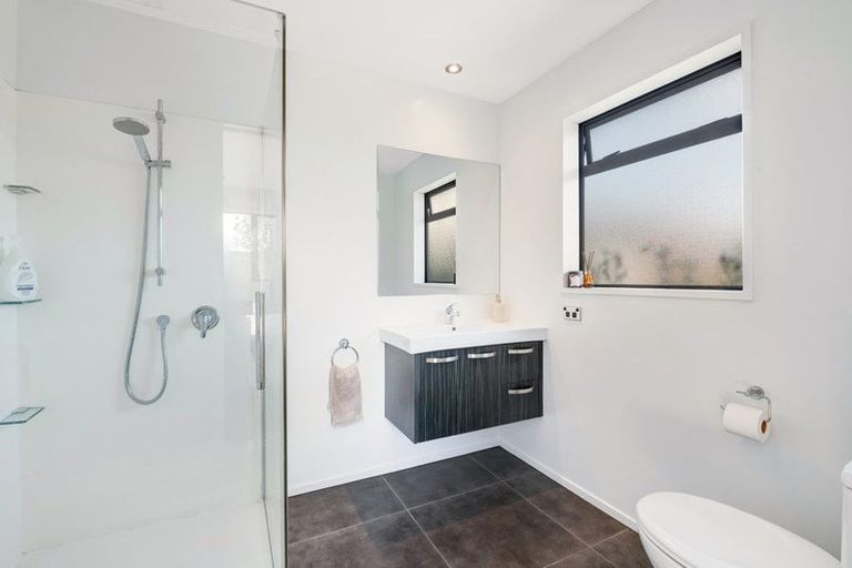 Photo of property in 499 Shelly Beach Road, South Head, Helensville, 0874