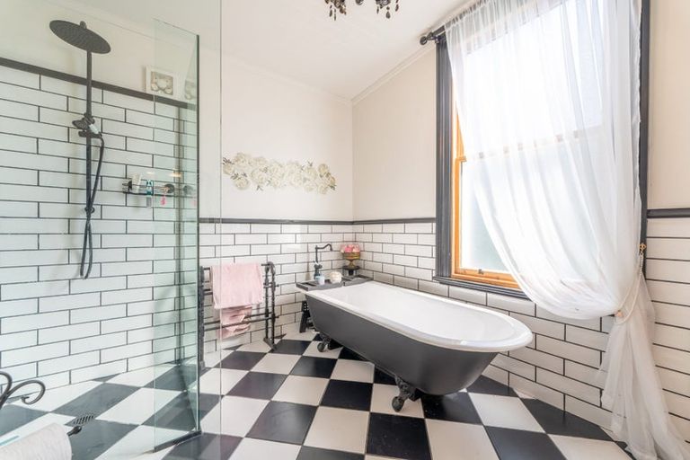 Photo of property in 17 Beach Street, Waikouaiti, 9510