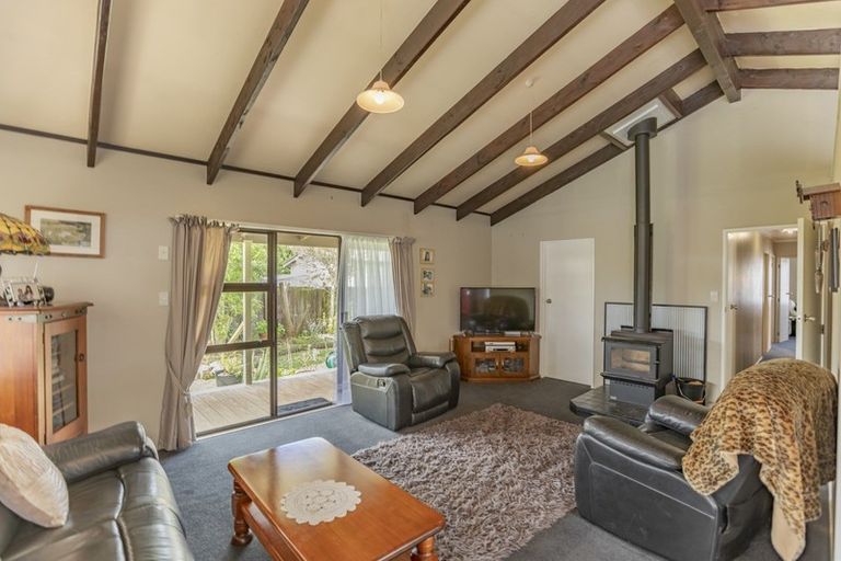 Photo of property in 2 Fergusson Avenue, Waipukurau, 4200