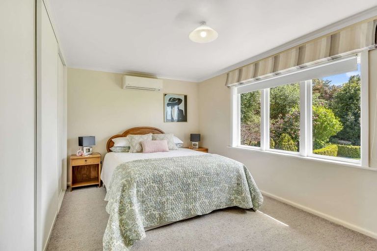 Photo of property in 70 Nilgiri Road, Poraiti, Napier, 4182