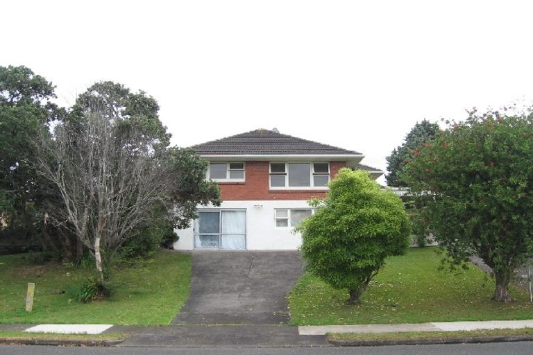 Photo of property in 9 Glenside Avenue, Pakuranga, Auckland, 2010