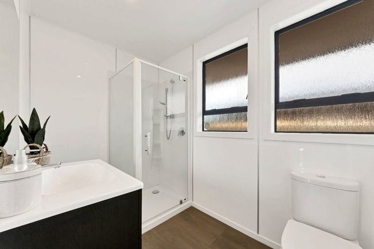 Photo of property in 12 Esk Place, Aranui, Christchurch, 8061