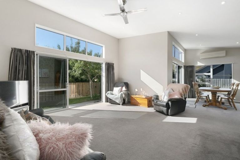 Photo of property in 9 Rere Road, Lake Hayes, Queenstown, 9304