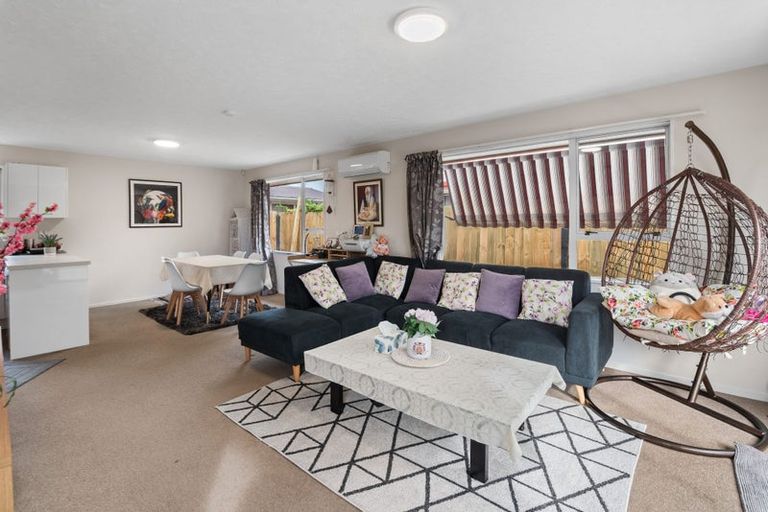 Photo of property in 3/42 Division Street, Riccarton, Christchurch, 8041