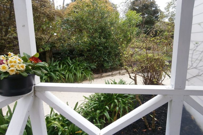 Photo of property in 54 Oaktree Avenue, Browns Bay, Auckland, 0630