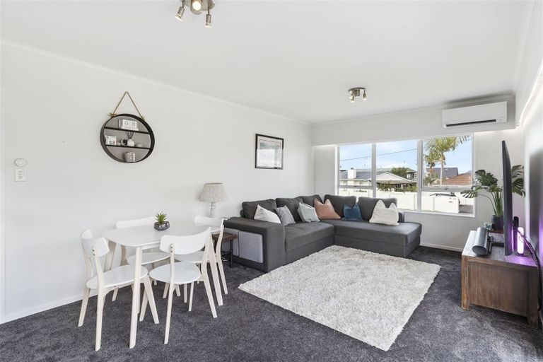 Photo of property in 116 Clovelly Road, Bucklands Beach, Auckland, 2012