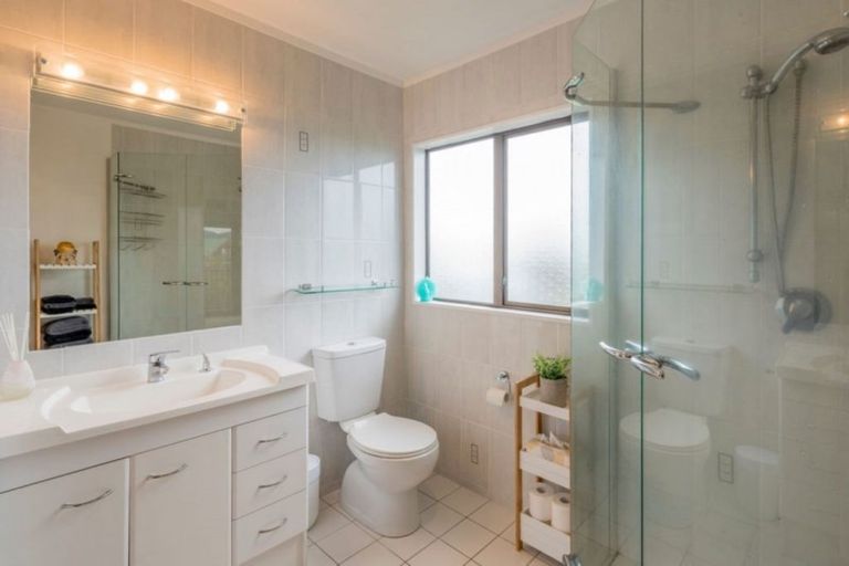 Photo of property in 24 Saint James Court, Paraparaumu, 5032