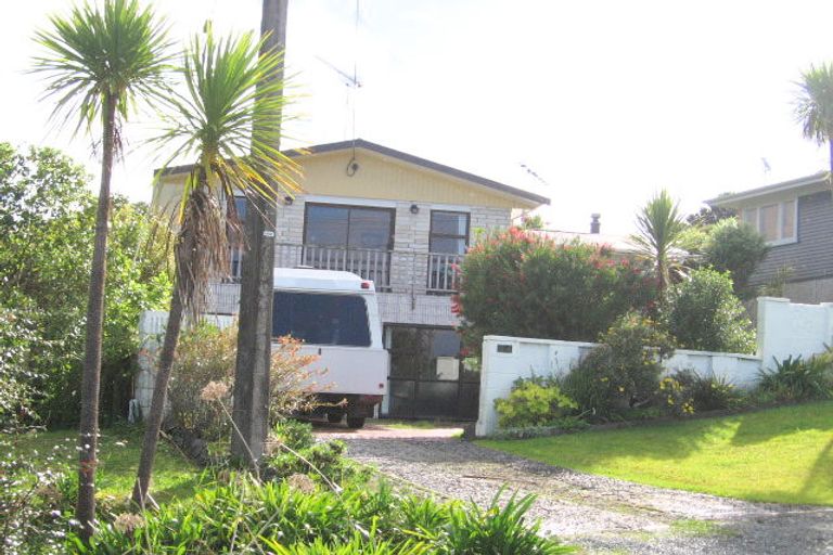 Photo of property in 24 Kendale Drive, Leigh, 0985