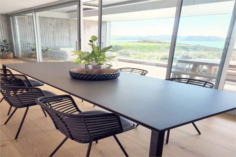 Photo of property in 25 Inanga Lane, Omaha, 0986