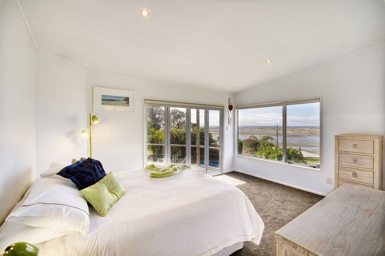 Photo of property in 4 Lincoln Street, Mangawhai Heads, Mangawhai, 0505