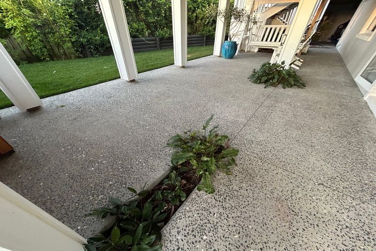 Photo of property in 153 Karewa Parade, Papamoa Beach, Papamoa, 3118