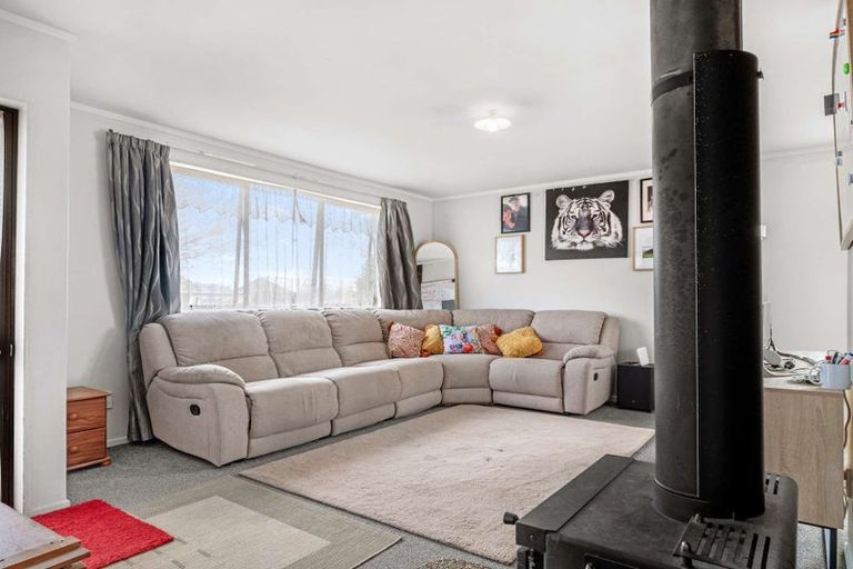 Photo of property in 50b Pohutukawa Drive, Owhata, Rotorua, 3010