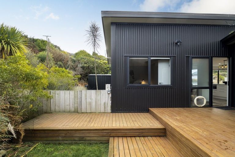 Photo of property in 46 Esplanade, Kaka Point, 9271