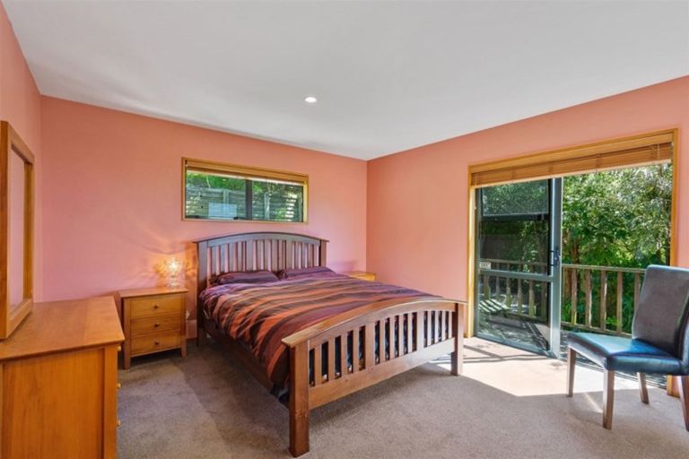 Photo of property in 8 Kentallen Terrace, Hillsborough, Christchurch, 8022