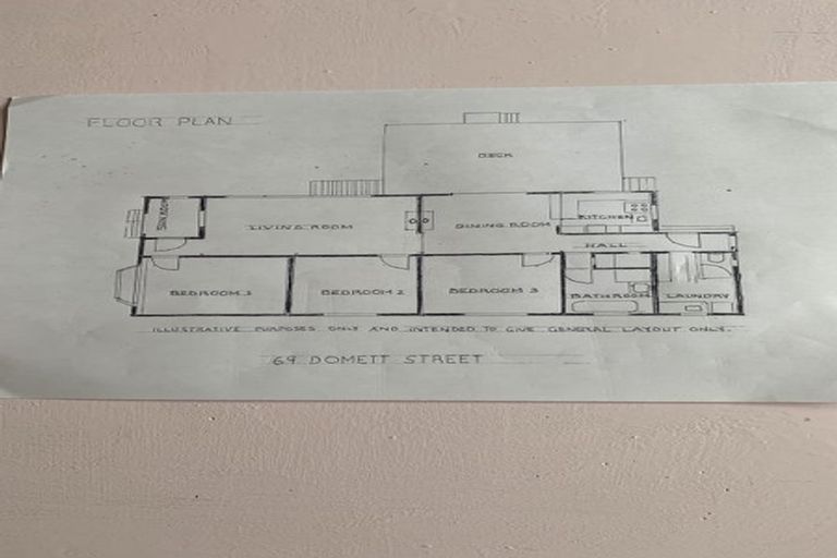 Photo of property in 69 Domett Street, Opunake, 4616