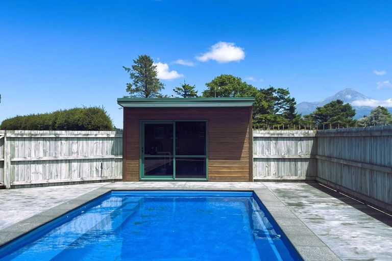 Photo of property in 9 Lombard Street, Midhirst, Stratford, 4394