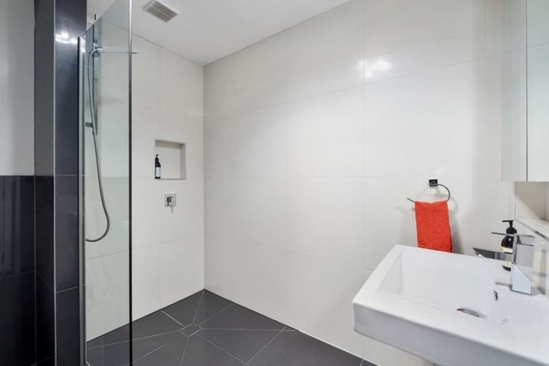 Photo of property in 49b Dart Place, Fernhill, Queenstown, 9300