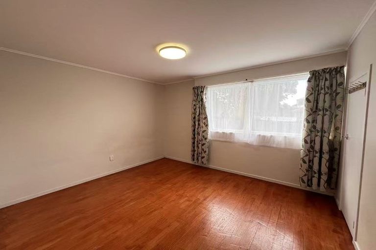 Photo of property in 2/88 Glamorgan Drive, Torbay, Auckland, 0630