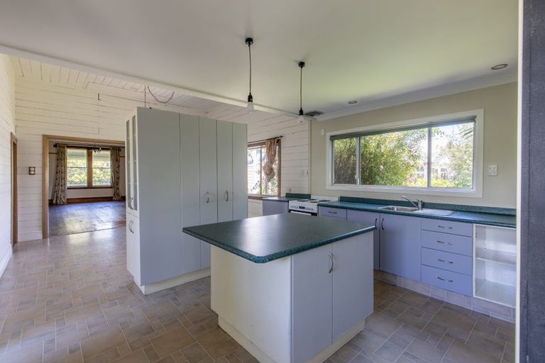 Photo of property in 30 Church Street, Waipawa, 4210