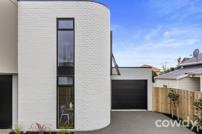 Photo of property in 2/93 Hills Road, Edgeware, Christchurch, 8013