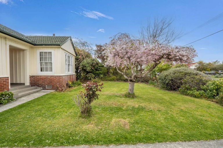 Photo of property in 8 Bampton Street, Dallington, Christchurch, 8061