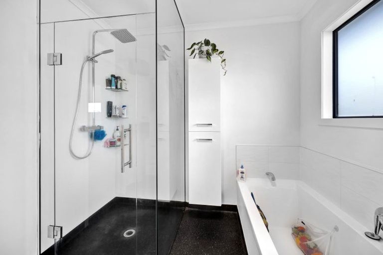 Photo of property in 35 Collins Street, Hawera, 4610