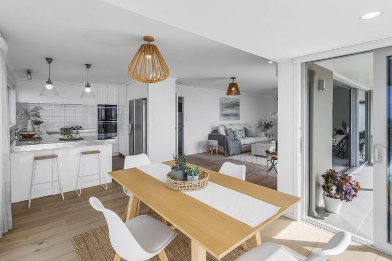 Photo of property in 82 Cliffs Road, Saint Clair, Dunedin, 9012