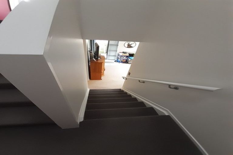 Photo of property in 66d Grand Drive, Orewa, 0931