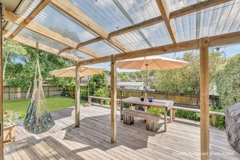 Photo of property in 91 Awaroa Road, Helensville, 0800