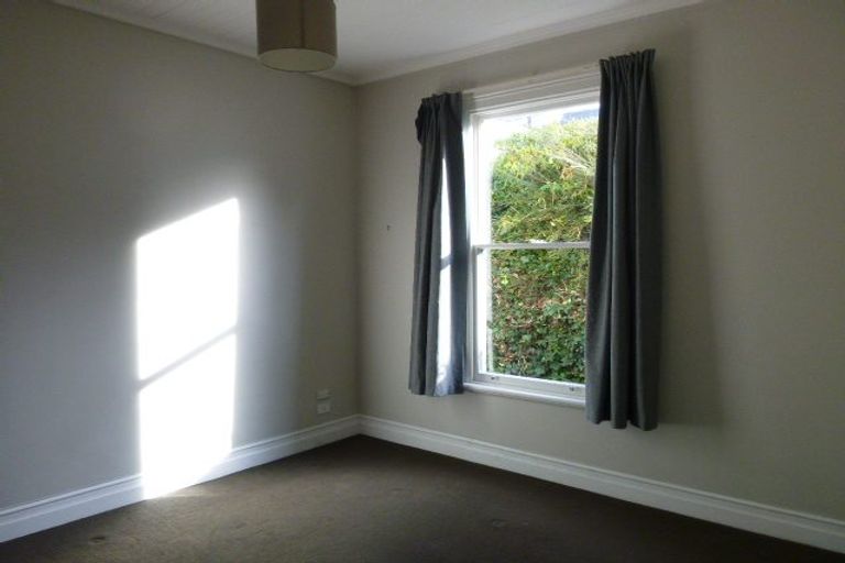 Photo of property in 10 Glenross Street, Glenross, Dunedin, 9011