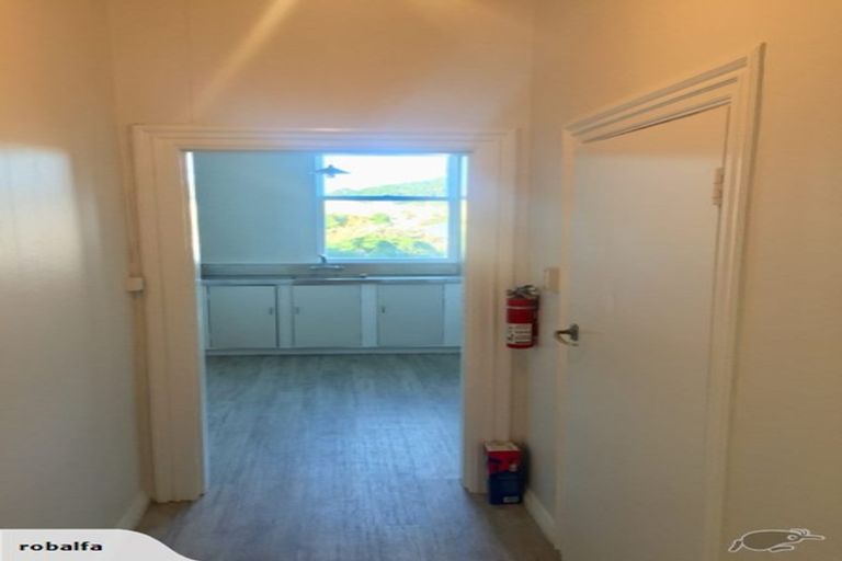 Photo of property in 2/45 Stanley Street, Berhampore, Wellington, 6023