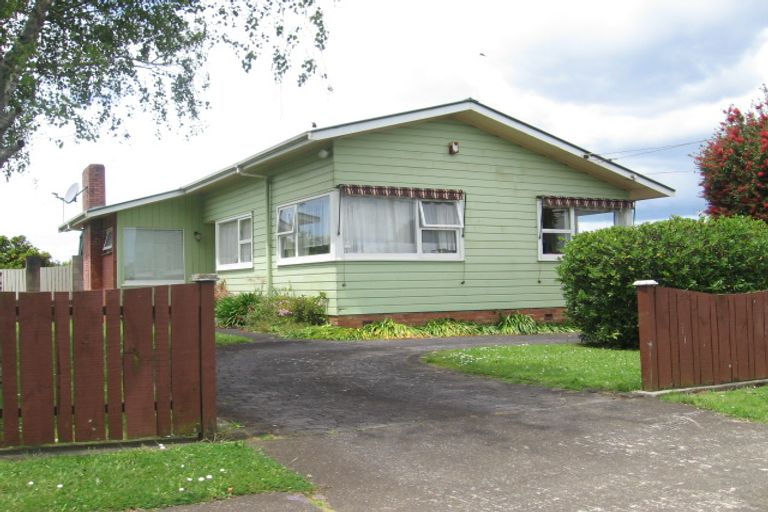 Photo of property in 132 Wyllie Road, Papatoetoe, Auckland, 2025
