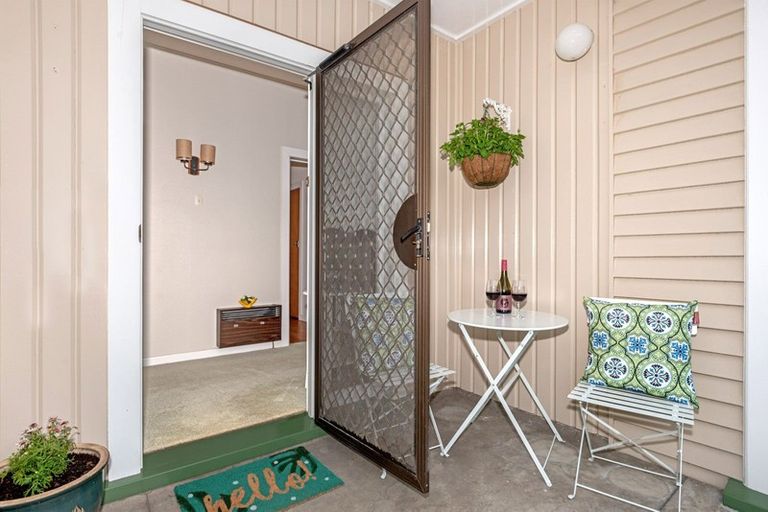 Photo of property in 12 Turenne Street, Inner Kaiti, Gisborne, 4010