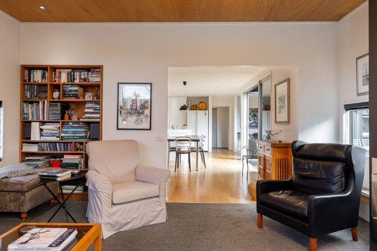 Photo of property in 104 Maxwell Road, Blenheim, 7201