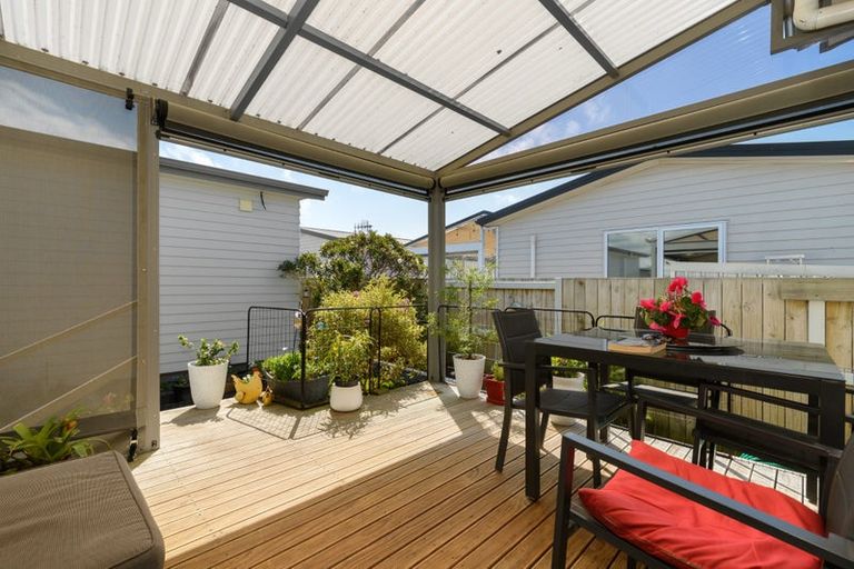 Photo of property in 11 Kamahi Crescent, Papamoa Beach, Papamoa, 3118