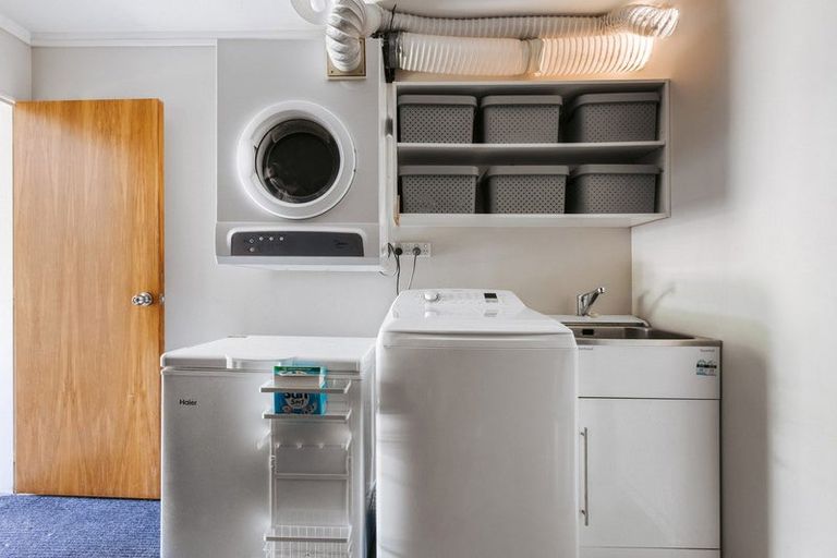 Photo of property in 44 Sunvale Place, Gate Pa, Tauranga, 3112