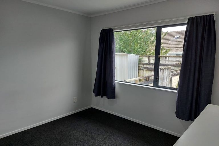 Photo of property in 1 Messines Avenue, Silverstream, Upper Hutt, 5019