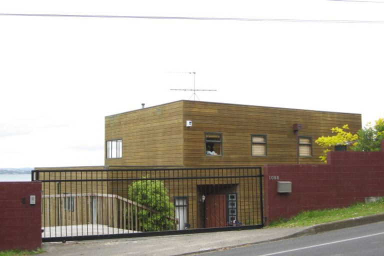 Photo of property in 1088 Whangaparaoa Road, Tindalls Beach, Whangaparaoa, 0930