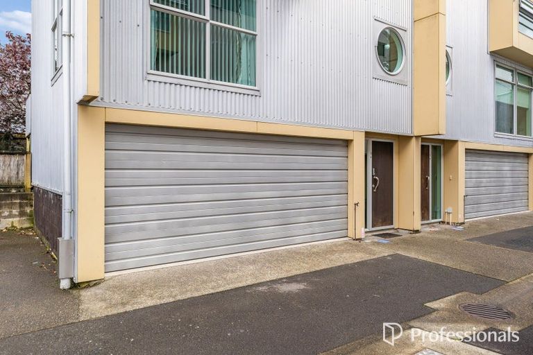 Photo of property in 1a/10 Park Avenue, Epuni, Lower Hutt, 5011