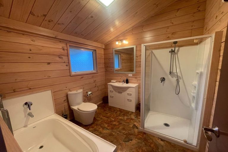 Photo of property in 37 Benmore Place, Glenorchy, 9372