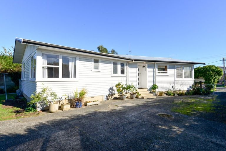 Photo of property in 49 English Street, St Andrews, Hamilton, 3200